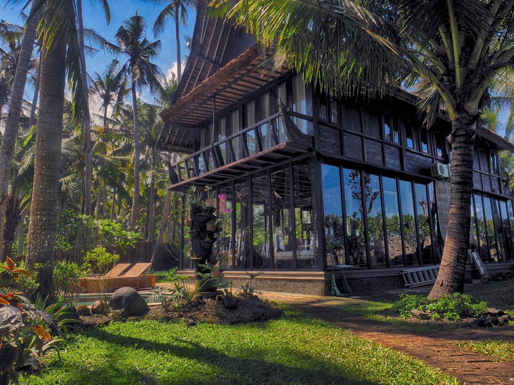 Most Exotic Beachfront Villa Keong Табанан Екстер'єр фото